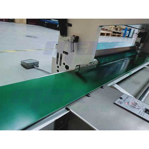 PCB Cutter With Belt Conveyor